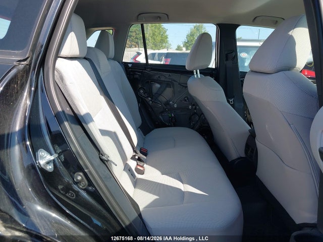 7MUAAAAGXRV099803 Toyota Corolla Cross L