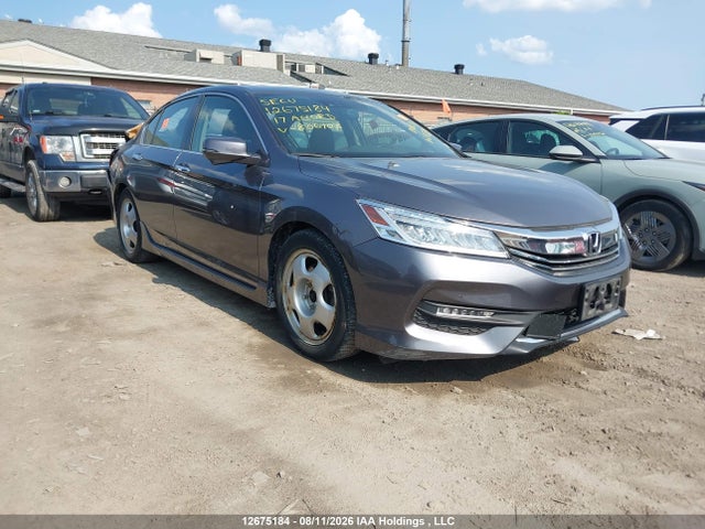 Honda Accord Touring 2017 1HGCR2F0XHA806103 main image