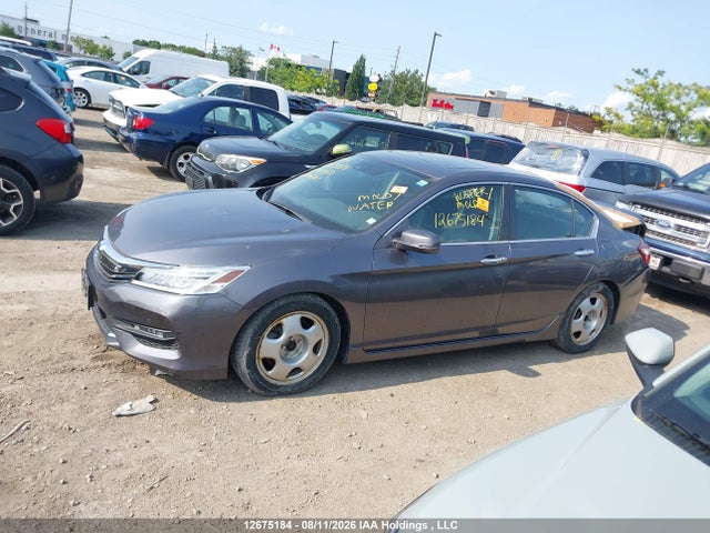 1HGCR2F0XHA806103 Honda Accord Touring