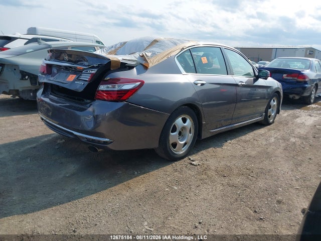 1HGCR2F0XHA806103 Honda Accord Touring