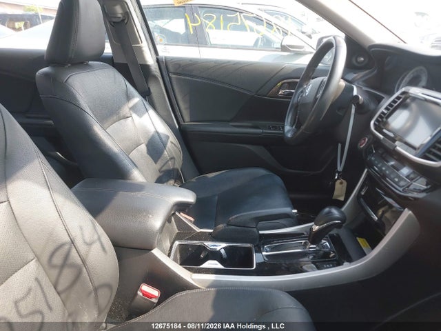 1HGCR2F0XHA806103 Honda Accord Touring