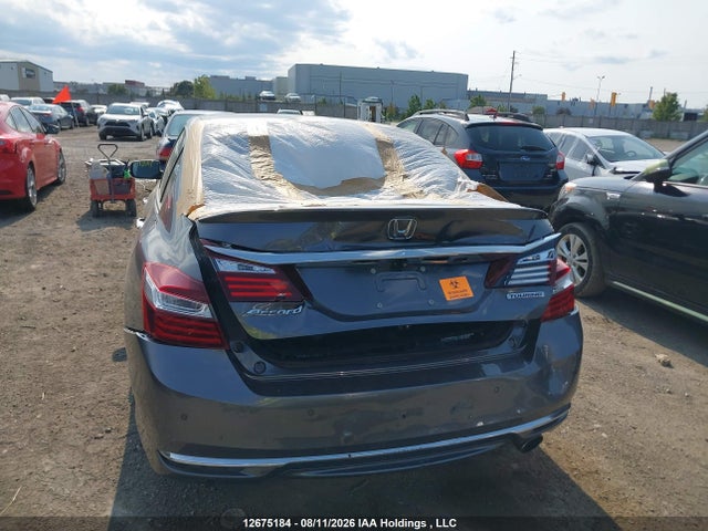 1HGCR2F0XHA806103 Honda Accord Touring