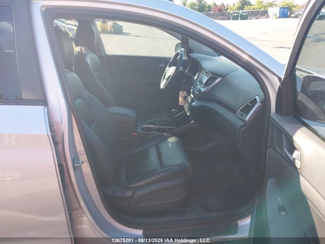 Hyundai TUCSON SE 2017 KM8J3CA46HU514871 Image 5