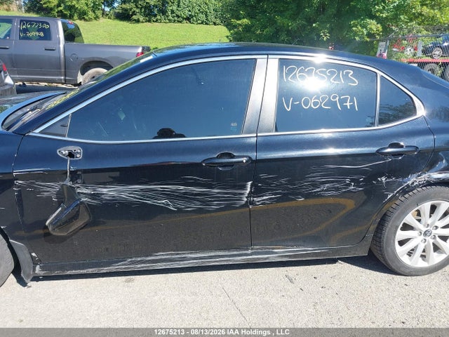 Продаж на аукціоні авто 2018 Toyota Camry, vin: 4T1B11HK5JU062971, номер лоту: 12675213