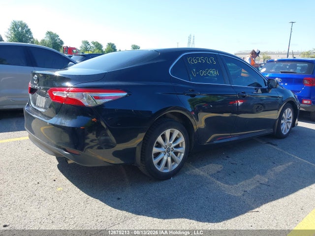 Продаж на аукціоні авто 2018 Toyota Camry, vin: 4T1B11HK5JU062971, номер лоту: 12675213