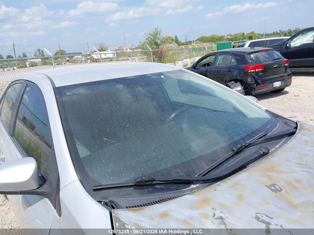 Toyota COROLLA LE 2015 2T1BURHE9FC441612 Image 18