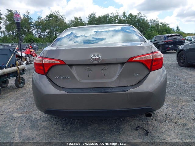 Toyota COROLLA LE 2018 2T1BURHEXJC107985 Image 17