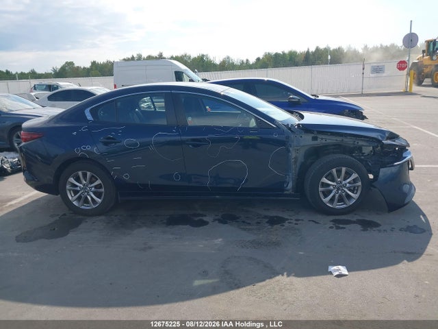 JM1BPBCM2K1134066 Mazda 3