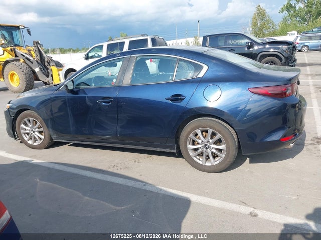 JM1BPBCM2K1134066 Mazda 3