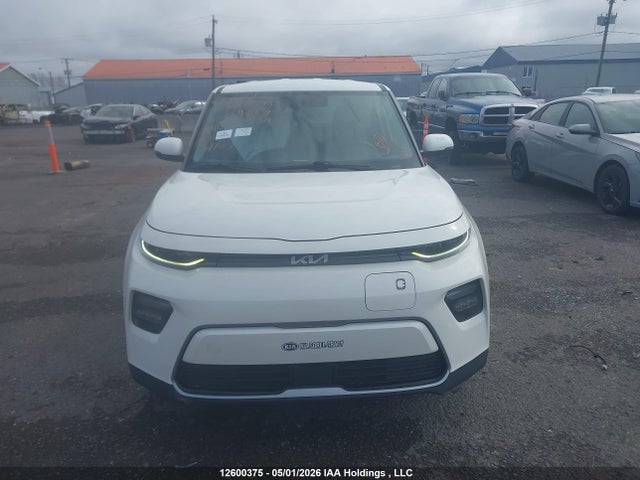 Продажа на аукционе авто 2023 Kia Soul Ev Premium, vin: KNDJ23A24P7029664, номер лота: 12600375