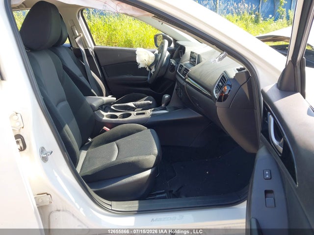 3MZBM1U79FM235591 Mazda Mazda3 Gx