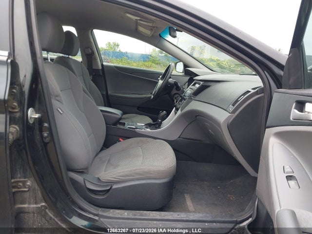 Продажа на аукционе авто 2013 Hyundai Sonata Gl/gls, vin: 5NPEB4AC5DH756254, номер лота: 12663267