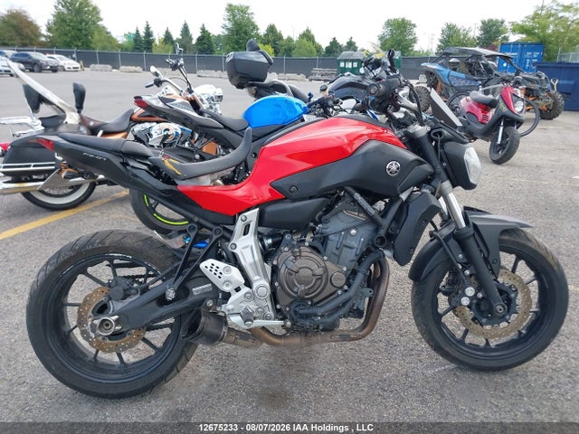 Yamaha FZ07 2015 JYARM06N2FA000997 Image 16