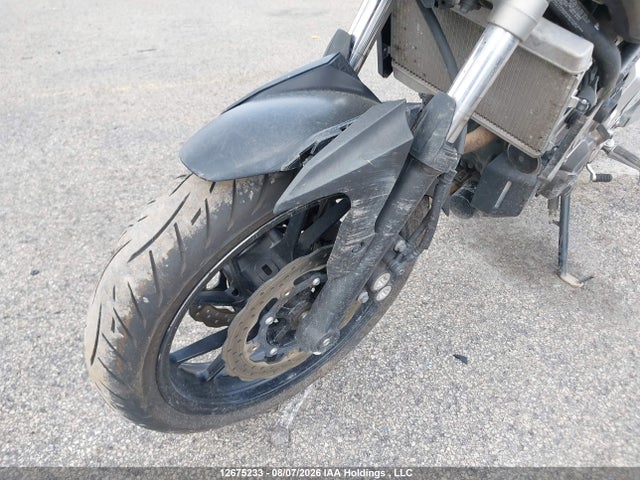 Yamaha FZ07 2015 JYARM06N2FA000997 Image 18