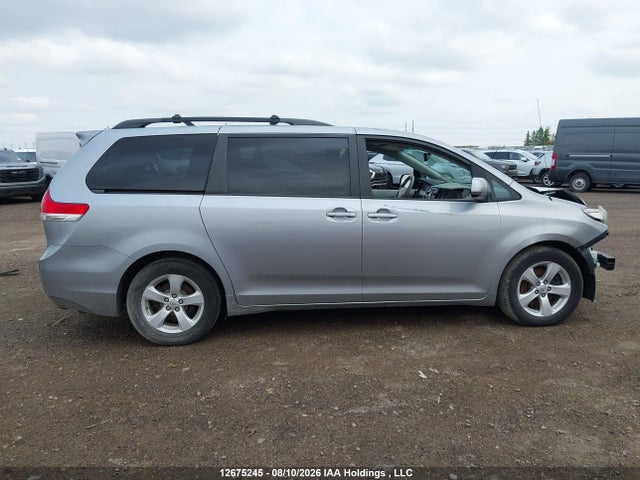 Продаж на аукціоні авто 2011 Toyota Sienna Le V6, vin: 5TDKK3DC2BS112338, номер лоту: 12675245