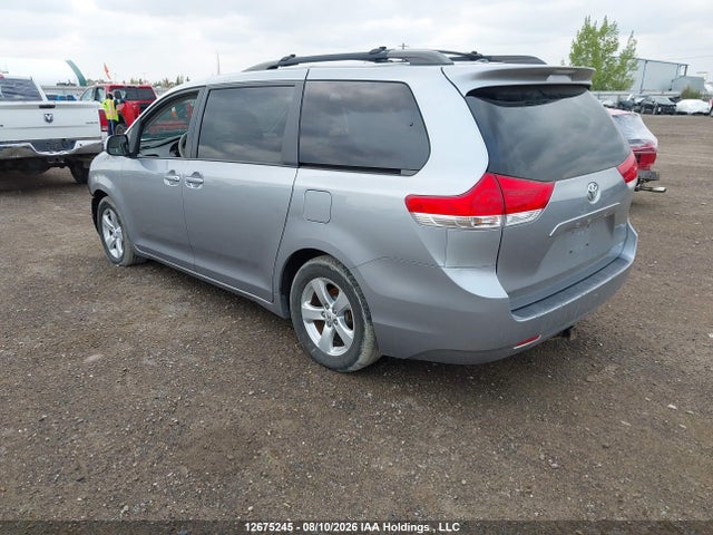 Продаж на аукціоні авто 2011 Toyota Sienna Le V6, vin: 5TDKK3DC2BS112338, номер лоту: 12675245