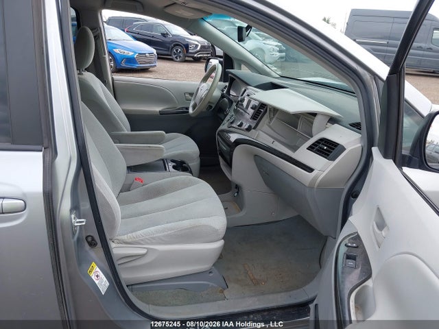 Продаж на аукціоні авто 2011 Toyota Sienna Le V6, vin: 5TDKK3DC2BS112338, номер лоту: 12675245