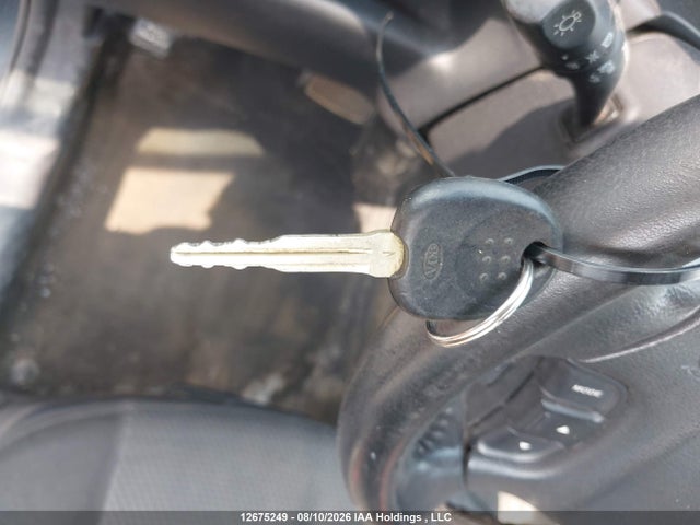 2010 Kia Rondo მანქანა იყიდება აუქციონზე, vin: KNAHH8A85A7314375, აუქციონის ნომერი: 12675249