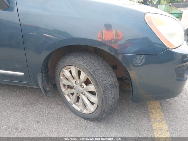 2010 Kia Rondo მანქანა იყიდება აუქციონზე, vin: KNAHH8A85A7314375, აუქციონის ნომერი: 12675249