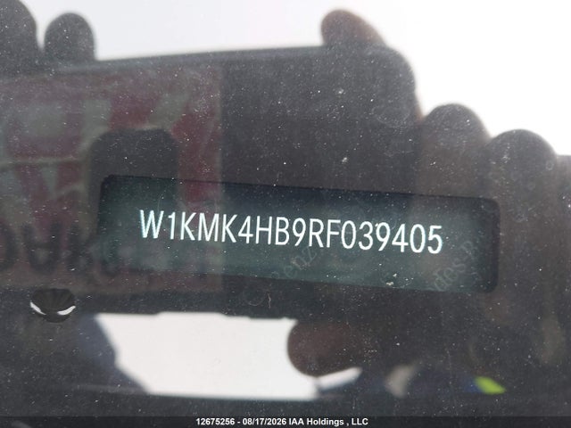 Продажа на аукционе авто 2024 Mercedes-benz Cle 300 4matic, vin: W1KMK4HB9RF039405, номер лота: 12675256