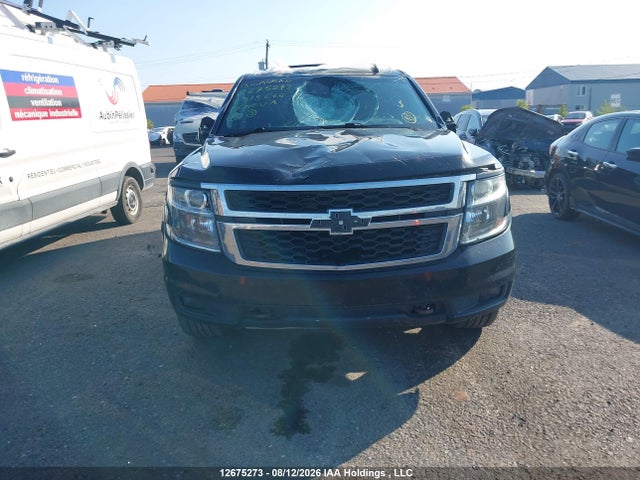 1GNSKHKC2JR318666 Chevrolet Suburban Lt