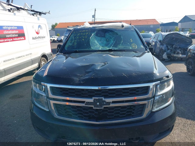 1GNSKHKC2JR318666 Chevrolet Suburban Lt