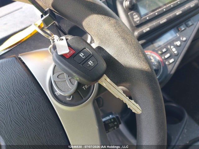 2014 Toyota Prius C მანქანა იყიდება აუქციონზე, vin: JTDKDTB34E1557906, აუქციონის ნომერი: 12646530