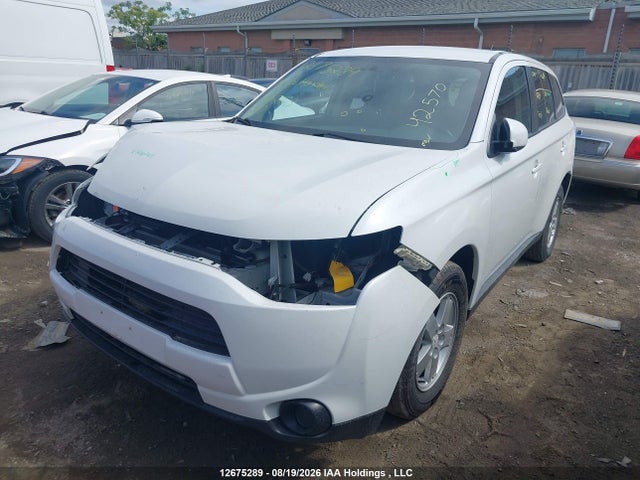 Mitsubishi Outlander 2014 JA4AZ2A33EZ606663 Image 2