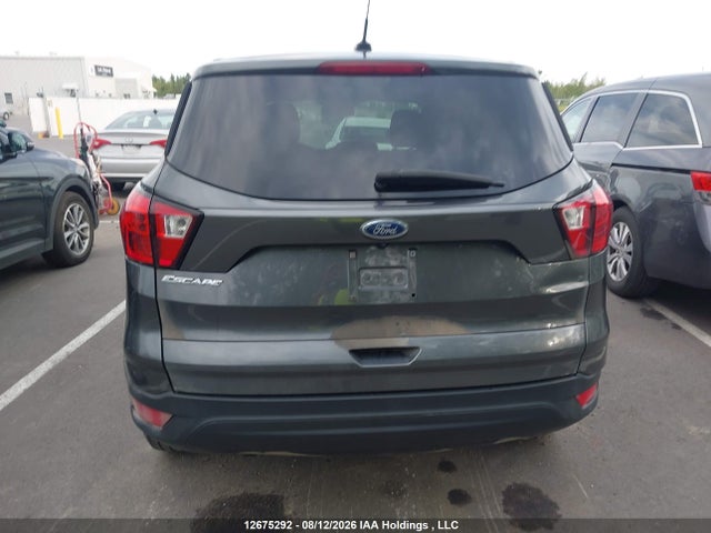 12675292 :رقم المزاد ، 1FMCU0F72KUB87397 vin ، 2019 Ford Escape S مزاد بيع