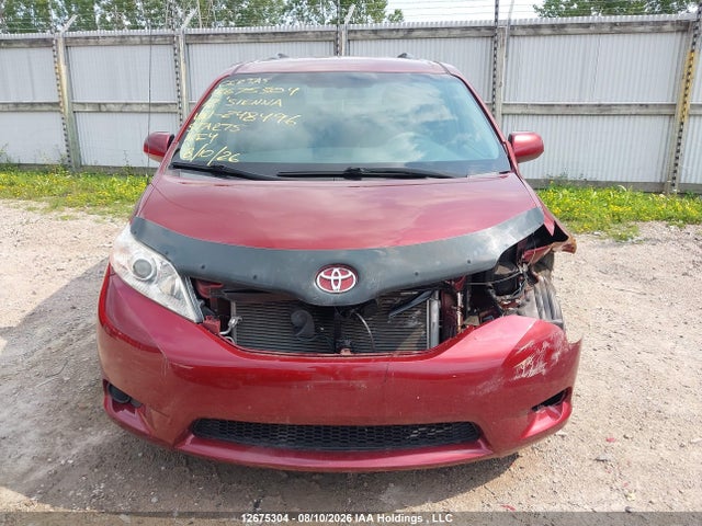 12675304 :رقم المزاد ، 5TDZK3DC9CS248496 vin ، 2012 Toyota Sienna مزاد بيع