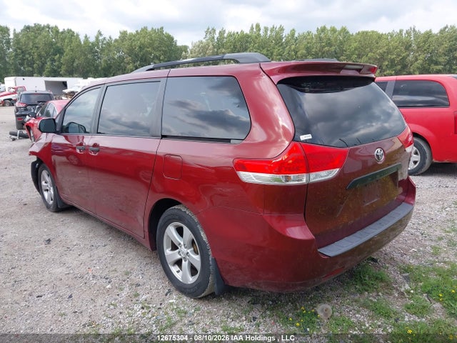 12675304 :رقم المزاد ، 5TDZK3DC9CS248496 vin ، 2012 Toyota Sienna مزاد بيع