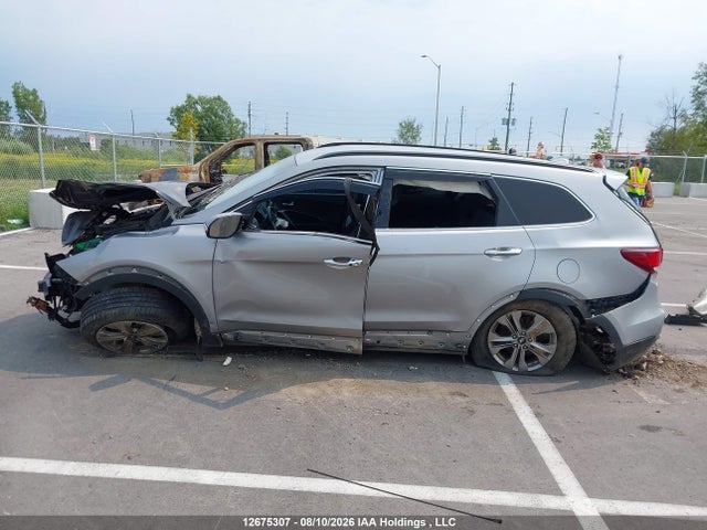 Продаж на аукціоні авто 2017 Hyundai Santa Fe Se/limited, vin: KM8SNDHF9HU211692, номер лоту: 12675307