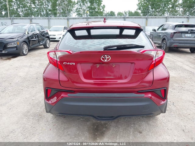 NMTKHMBX5JR010409 Toyota C-HR XLE