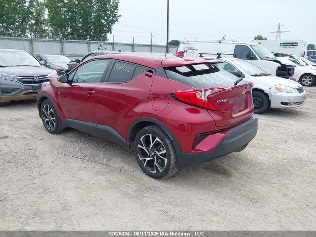 NMTKHMBX5JR010409 Toyota C-HR XLE