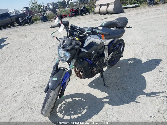 Yamaha FZ07 2016 JYARM06N8GA001427 Image 2