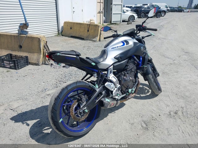 Yamaha FZ07 2016 JYARM06N8GA001427 Image 4