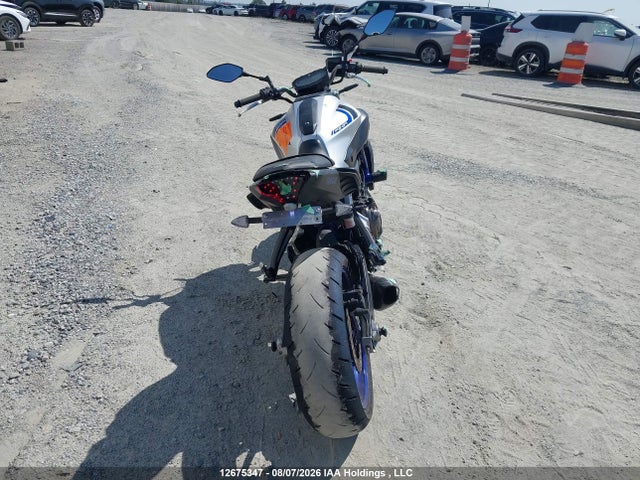 Yamaha FZ07 2016 JYARM06N8GA001427 Image 6