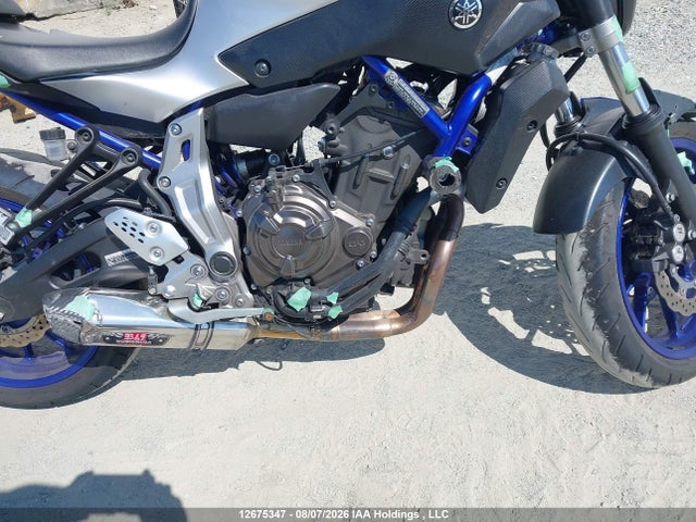 Yamaha FZ07 2016 JYARM06N8GA001427 Image 8