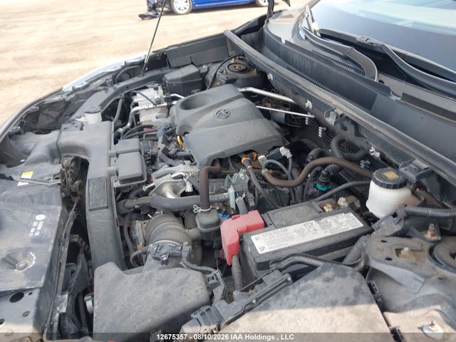 2T3B1RFVXLW122300 Toyota RAV4 LE