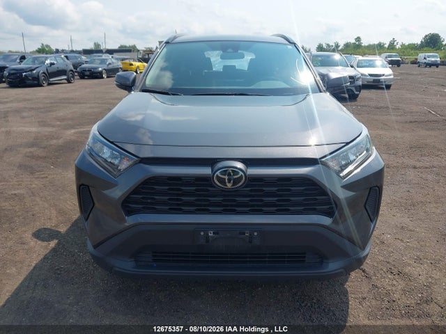 2T3B1RFVXLW122300 Toyota RAV4 LE
