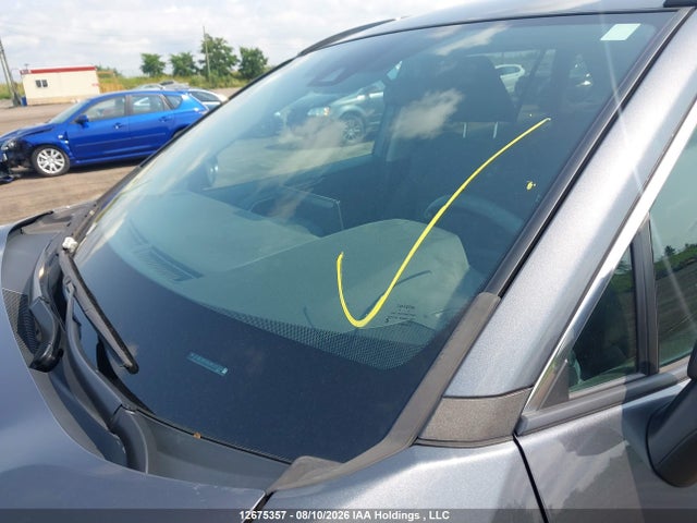 2T3B1RFVXLW122300 Toyota RAV4 LE
