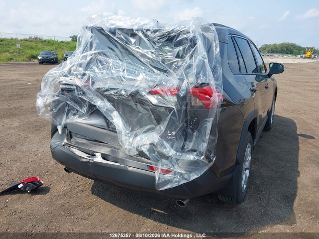 2T3B1RFVXLW122300 Toyota RAV4 LE