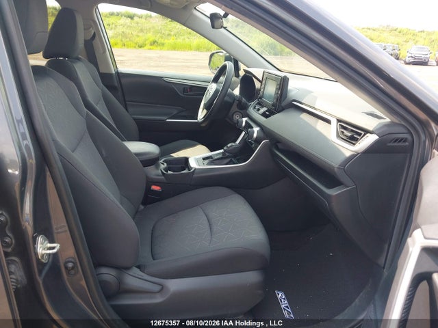 2T3B1RFVXLW122300 Toyota RAV4 LE