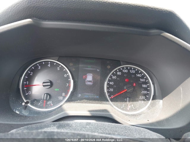 2T3B1RFVXLW122300 Toyota RAV4 LE