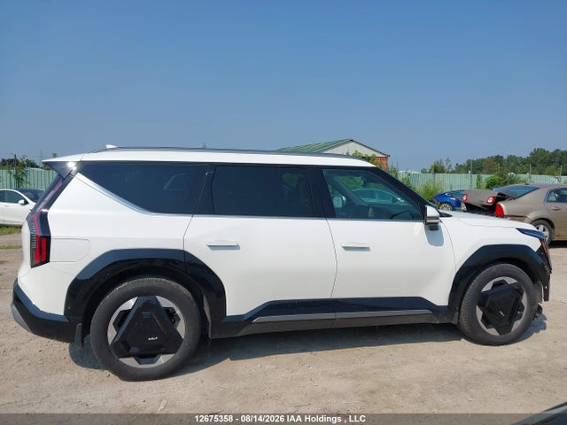 2024 Kia Ev9 Land/land W/premium Package მანქანა იყიდება აუქციონზე, vin: KNDADFS56R6032871, აუქციონის ნომერი: 12675358