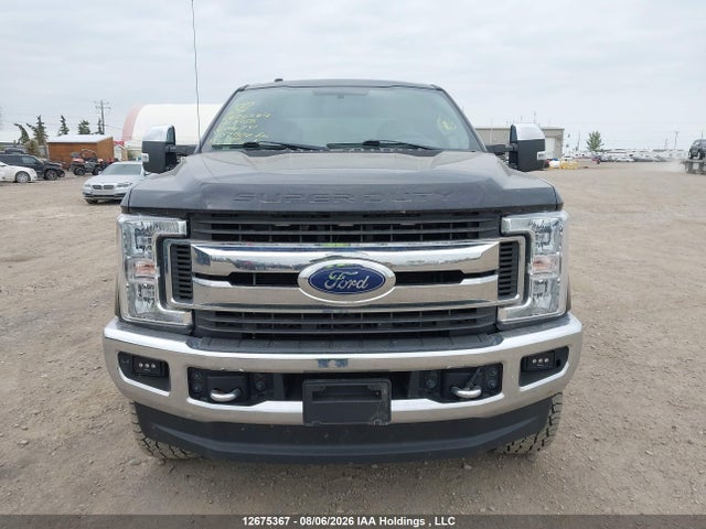 Ford F250 Super Duty 2018 1FT7W2B60JEC96751 Image 10