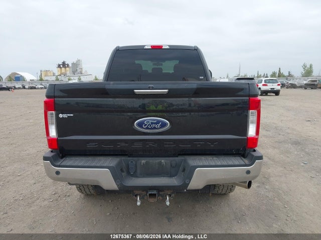 Ford F250 Super Duty 2018 1FT7W2B60JEC96751 Image 13