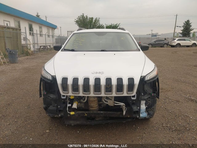 2018 Jeep Cherokee Sport მანქანა იყიდება აუქციონზე, vin: 1C4PJMAXXJD616796, აუქციონის ნომერი: 12675370