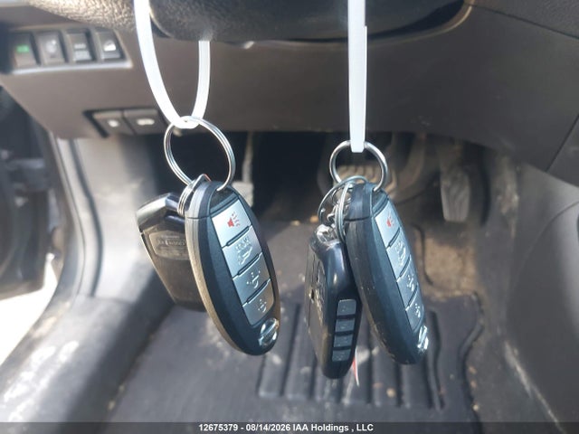2015 Nissan Rogue S/sl/sv მანქანა იყიდება აუქციონზე, vin: 5N1AT2MV6FC882453, აუქციონის ნომერი: 12675379