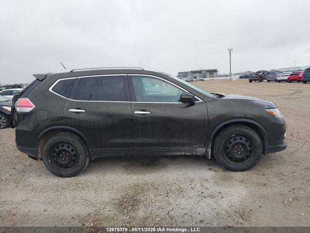 2015 Nissan Rogue S/sl/sv მანქანა იყიდება აუქციონზე, vin: 5N1AT2MV6FC882453, აუქციონის ნომერი: 12675379
